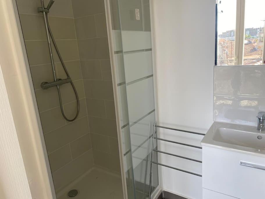 Bel Appartement T1 30M2 Centre Historique Aubagne Exteriör bild