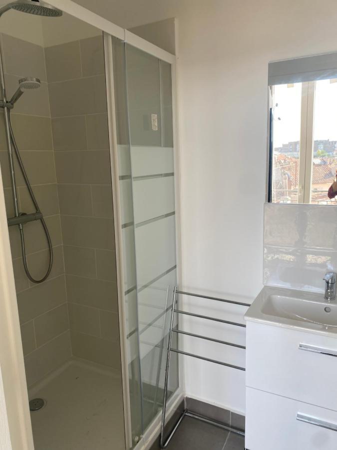 Bel Appartement T1 30M2 Centre Historique Aubagne Exteriör bild