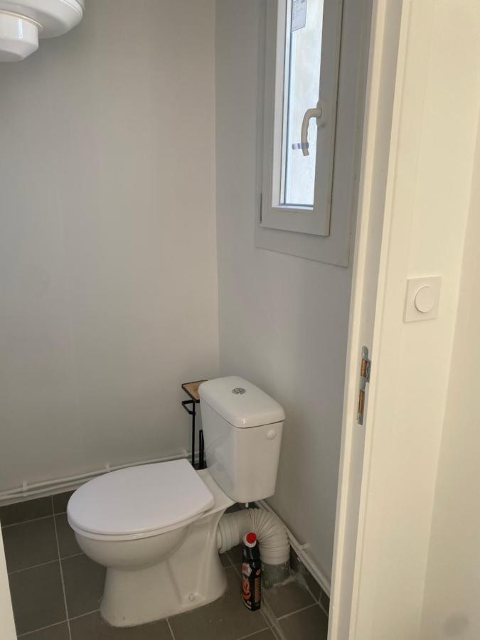 Bel Appartement T1 30M2 Centre Historique Aubagne Exteriör bild