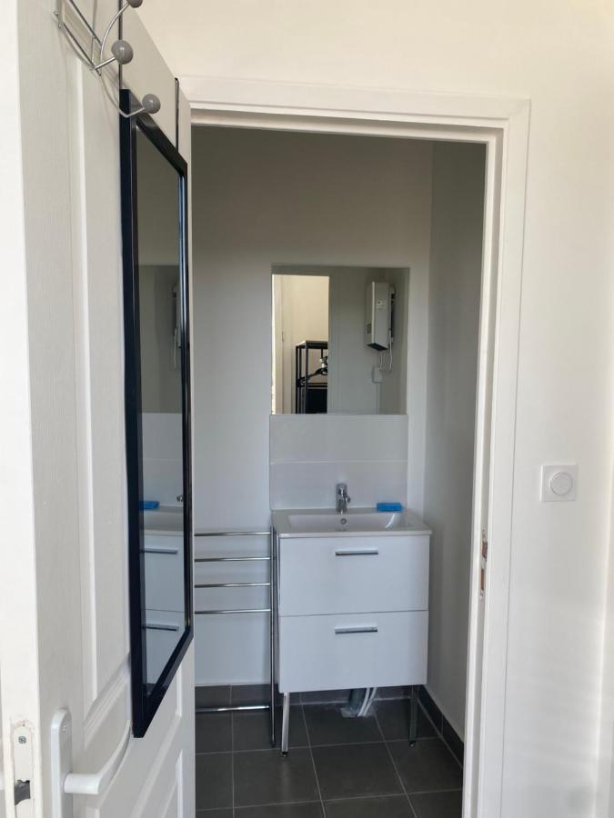 Bel Appartement T1 30M2 Centre Historique Aubagne Exteriör bild